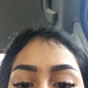 Meet your Posher, Ana